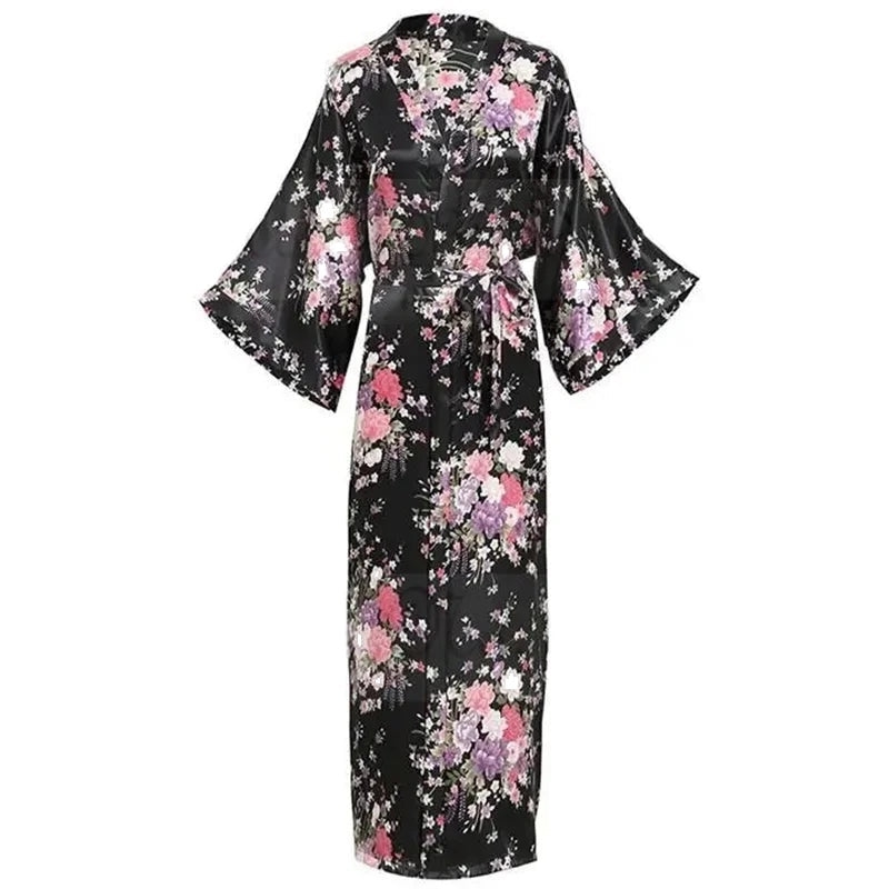 Kimono long femme Yozakura noir à fleurs