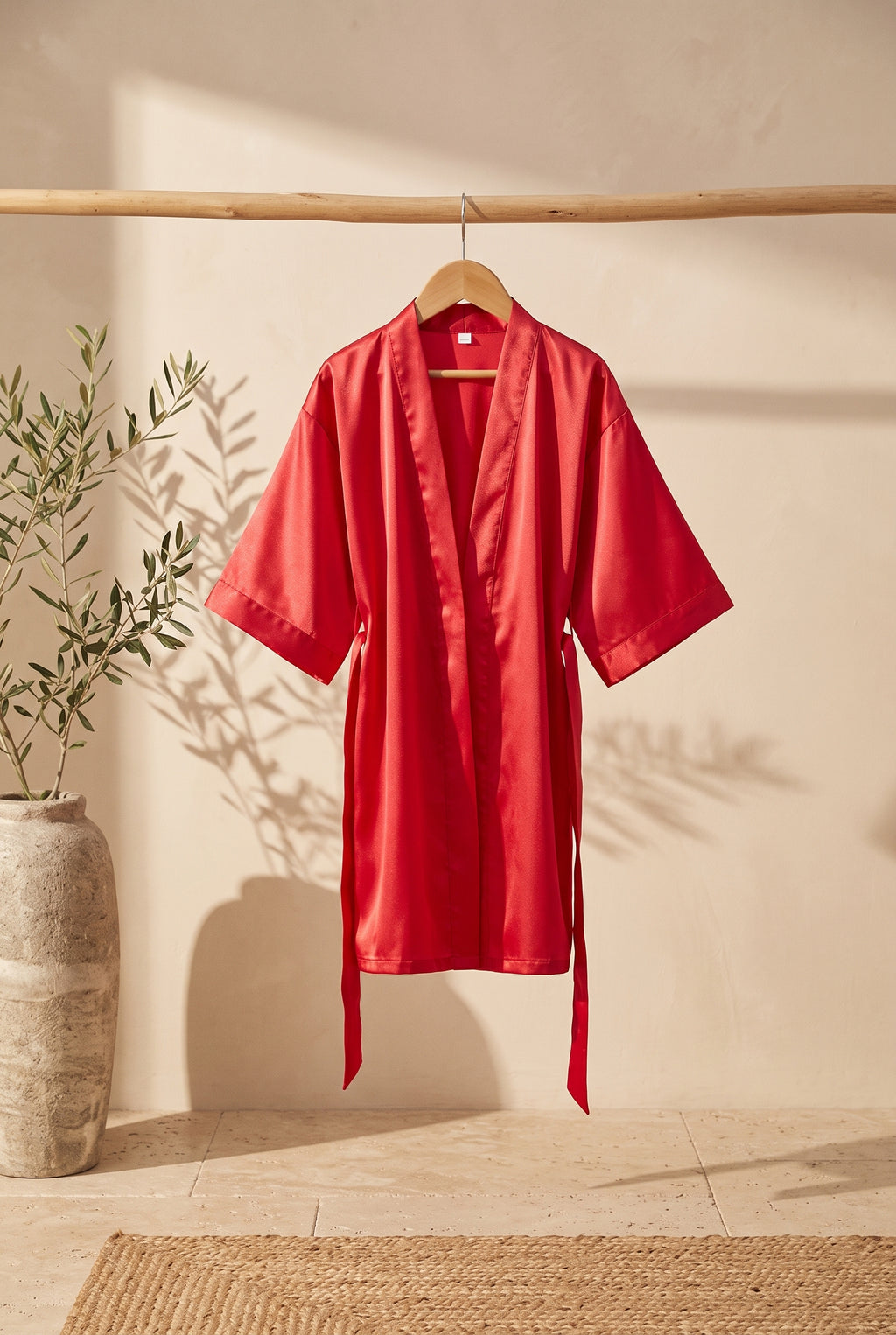 Kimono enfant Sakura rouge sur portant